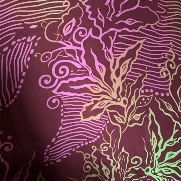 Red and Yellow Patterned Kaftan - Picture 5 of 10